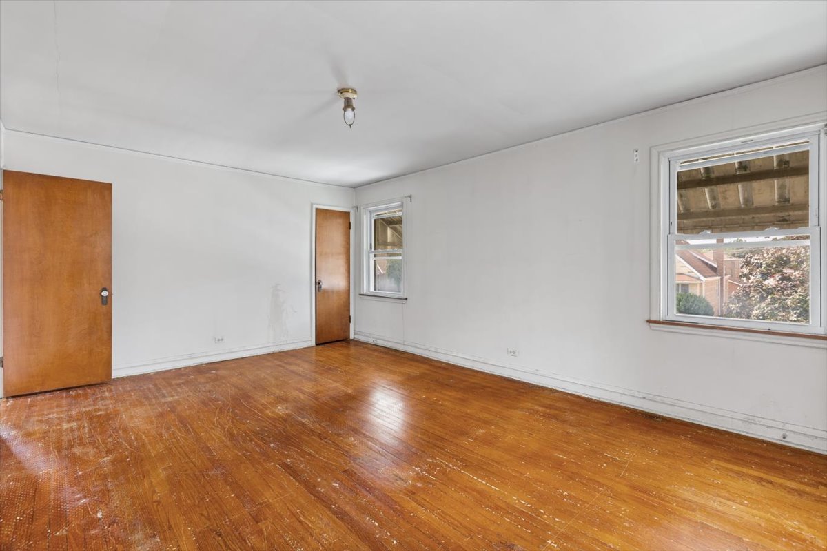 8423 S Wolcott Avenue Property Photo 11
