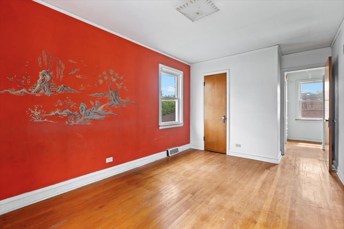 8423 S Wolcott Avenue Property Photo 14
