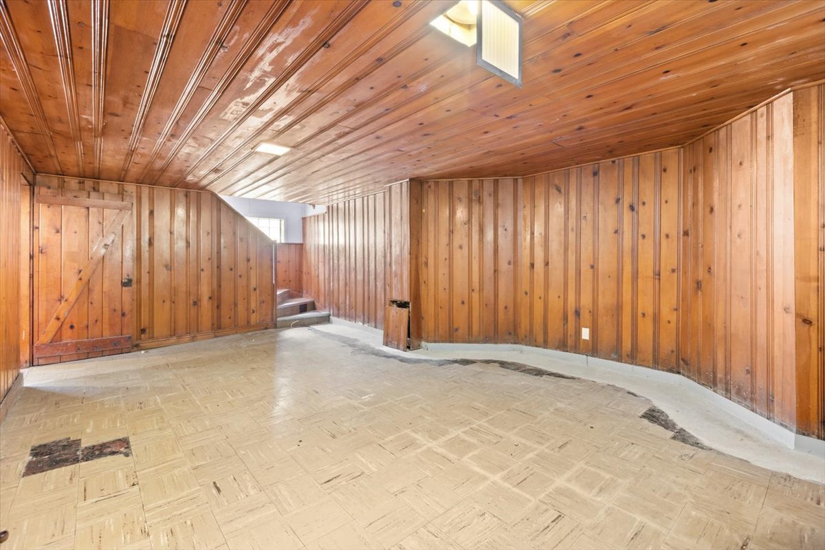 8423 S Wolcott Avenue Property Photo 16