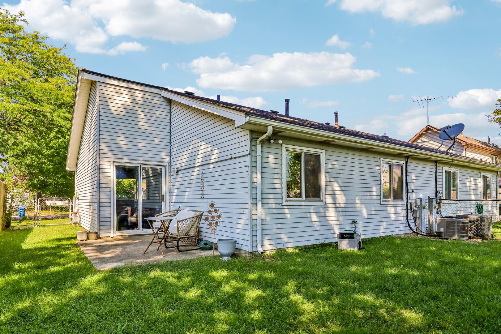 1087 Pheasant Run Lane Property Photo 18