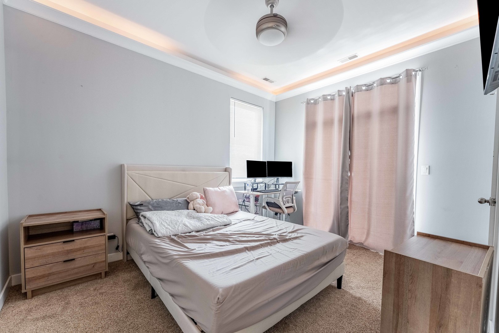 7930 W Grand Avenue 3w Property Photo 9