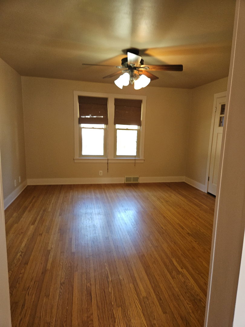 708 Henry Street Property Photo 5