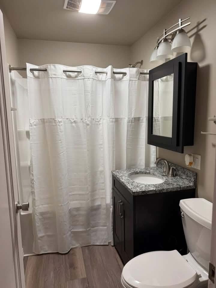 708 Henry Street Property Photo 15