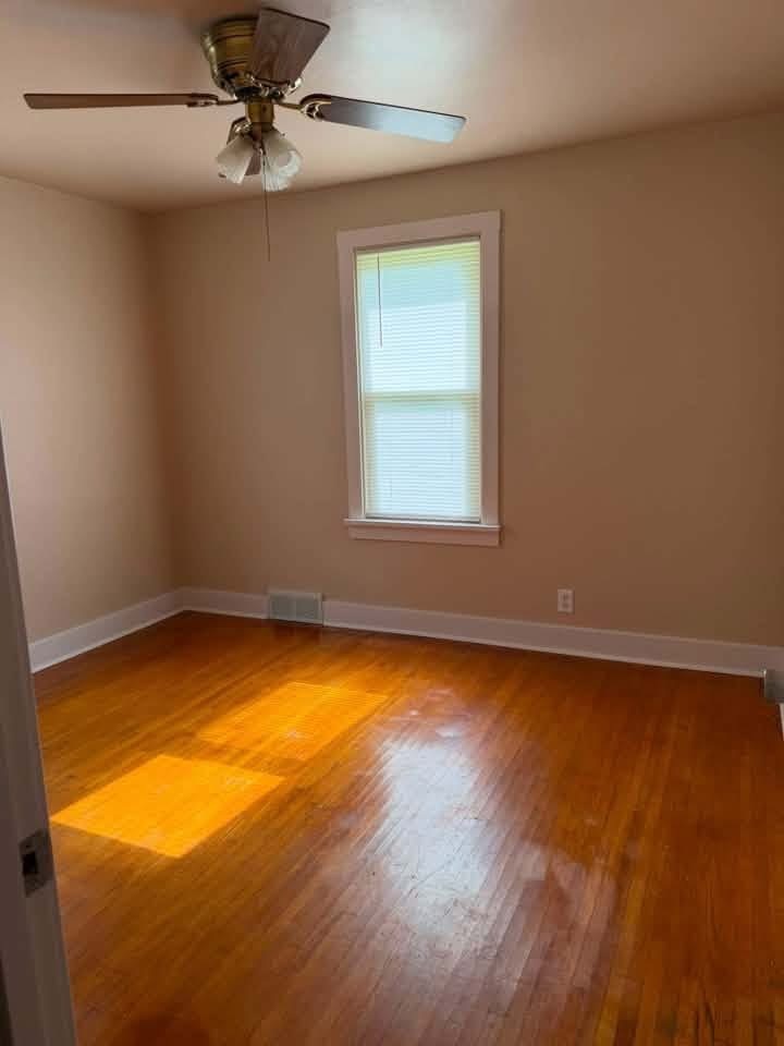 708 Henry Street Property Photo 17