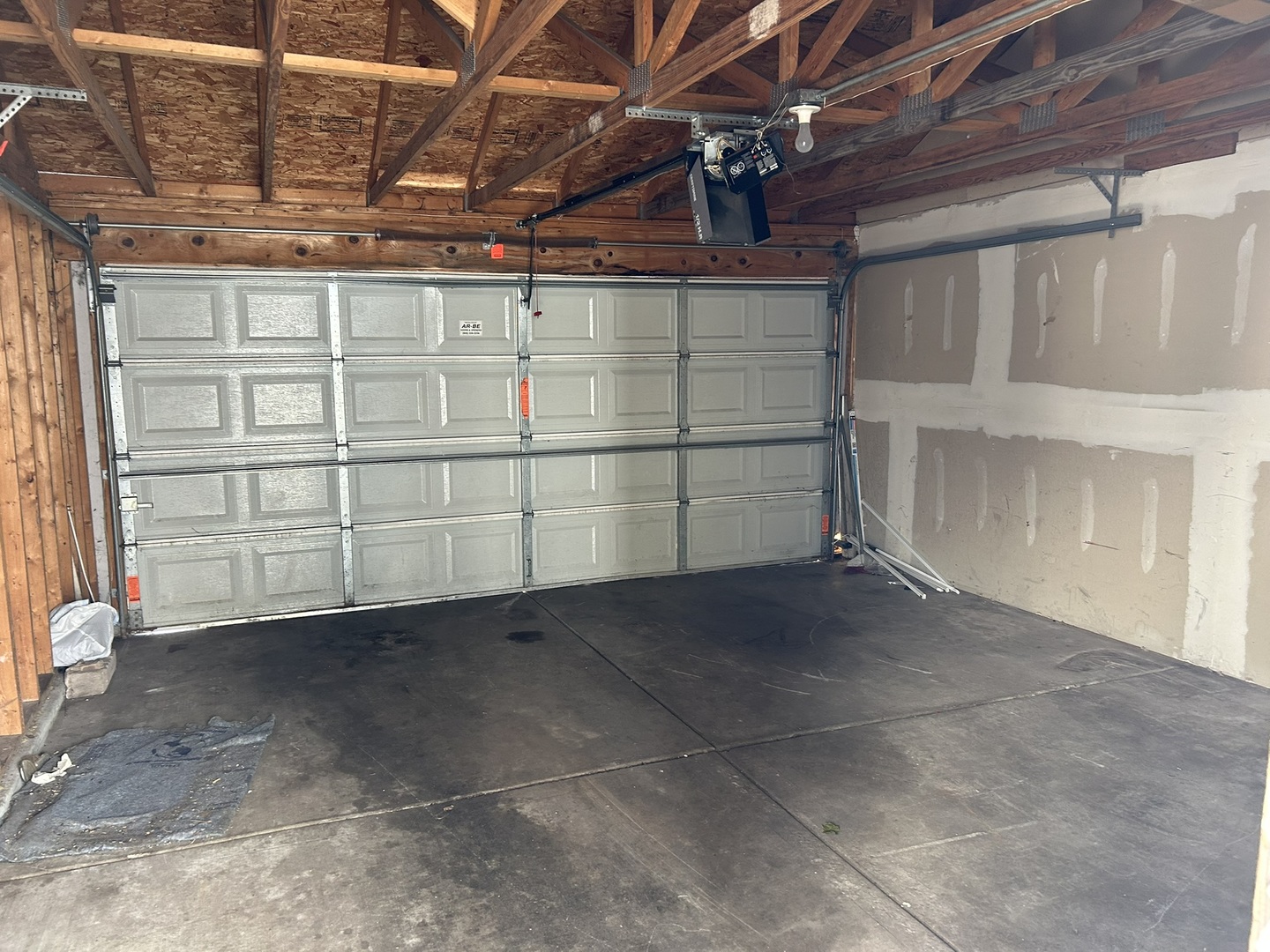 218 N Hamlin Boulevard Property Photo 7
