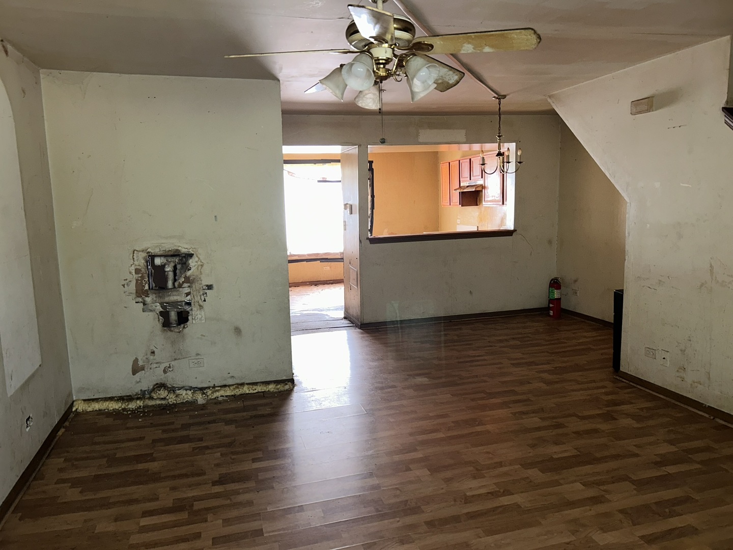 218 N Hamlin Boulevard Property Photo 13