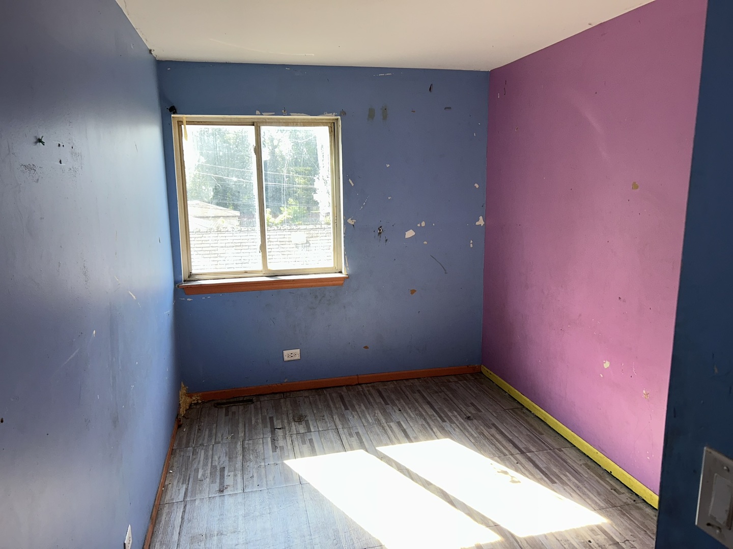218 N Hamlin Boulevard Property Photo 23