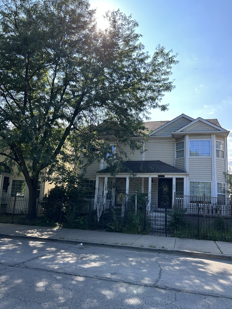 218 N Hamlin Boulevard Property Photo 30