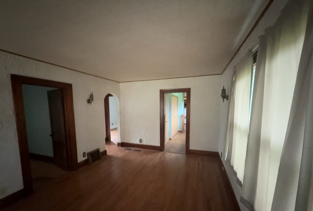 610 Barry Road Property Photo 2