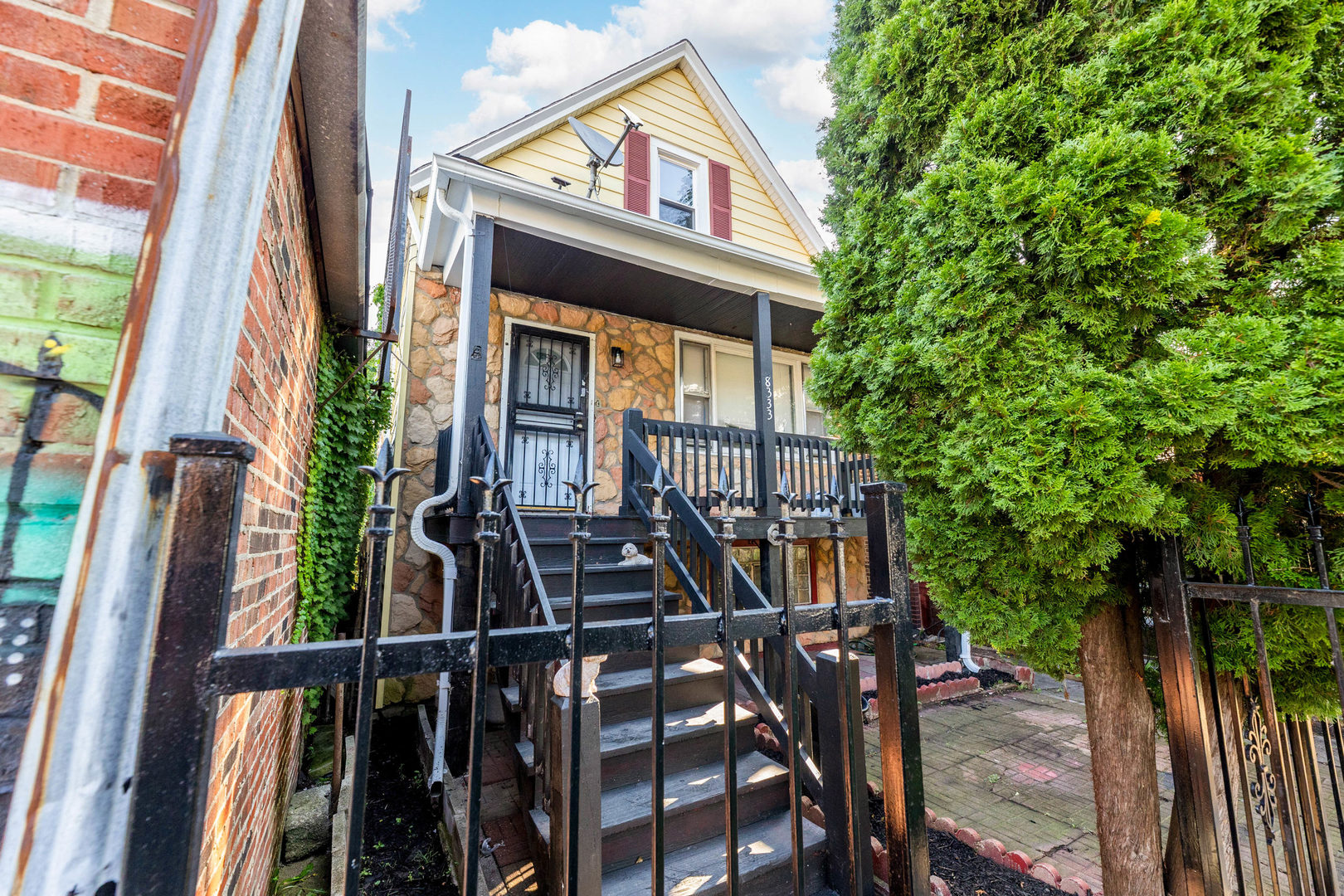 8333 S Baltimore Avenue Property Photo 1