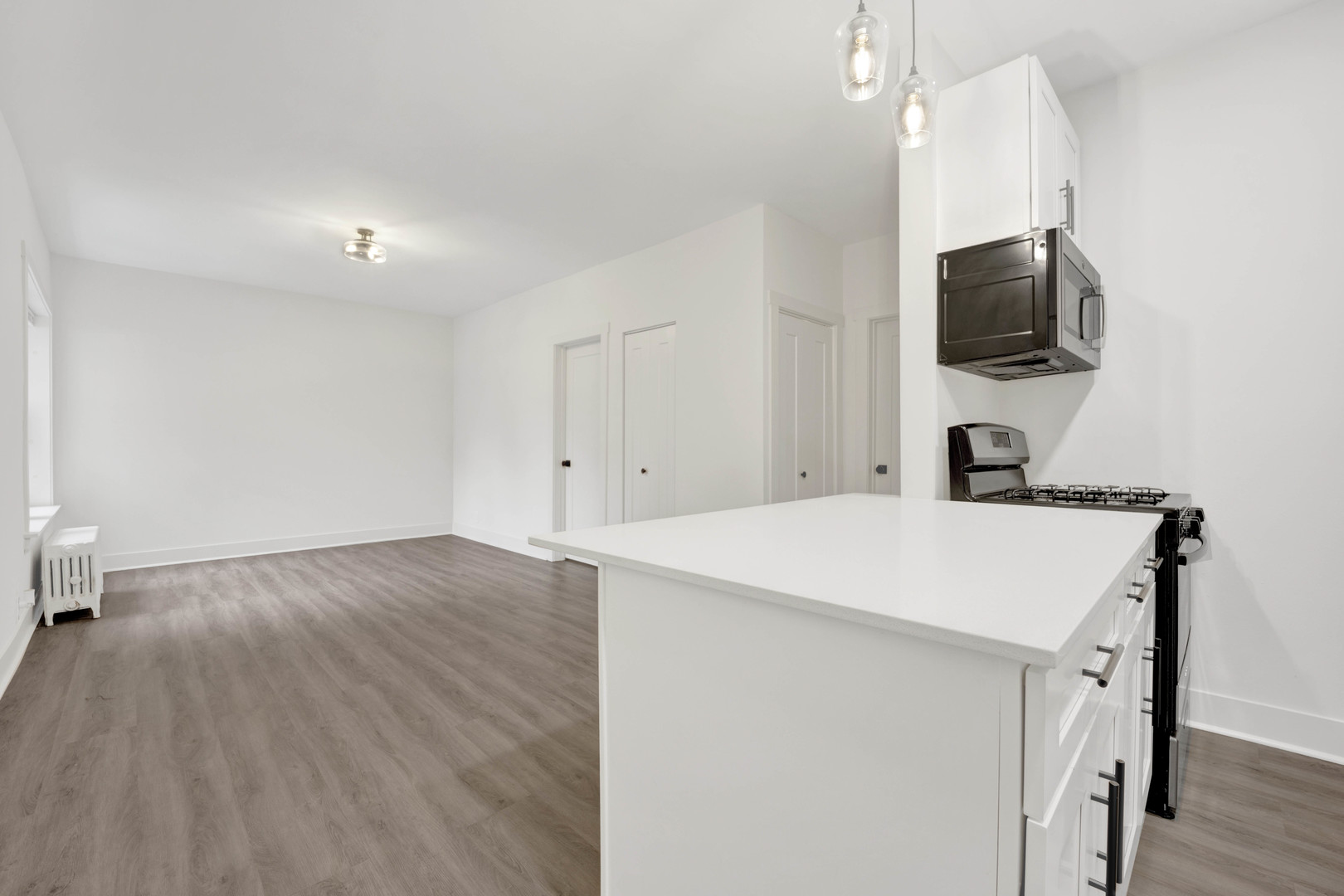 6403 N Wayne Avenue 2d Property Photo 7