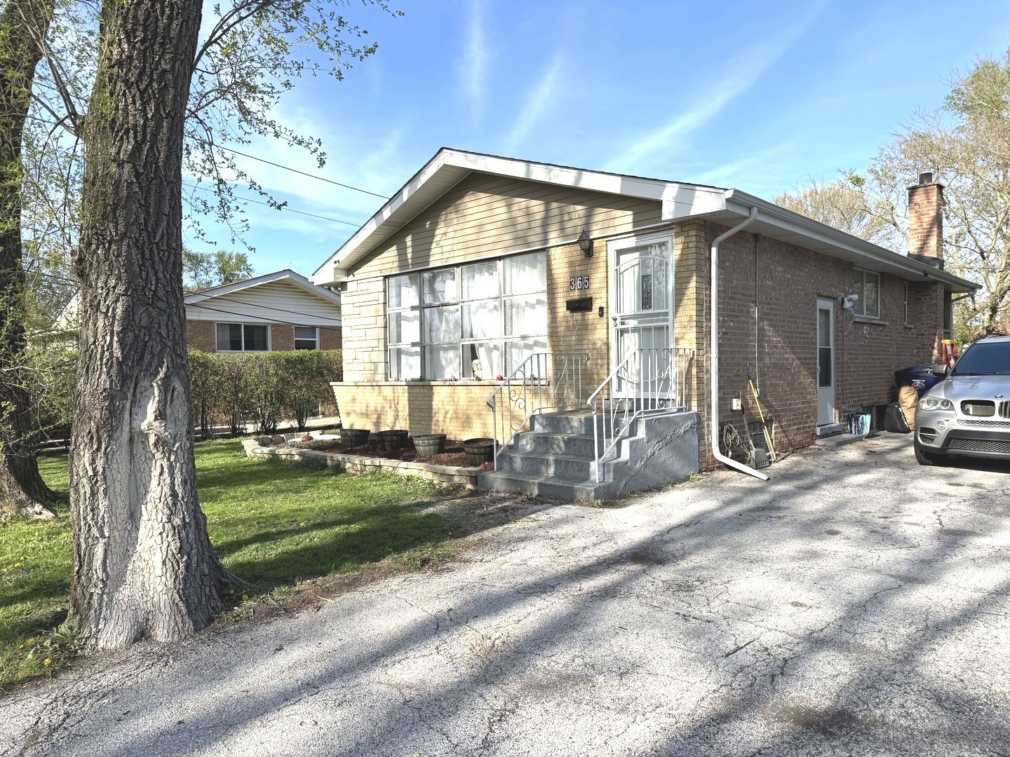 365 Sherry Lane Property Photo 1