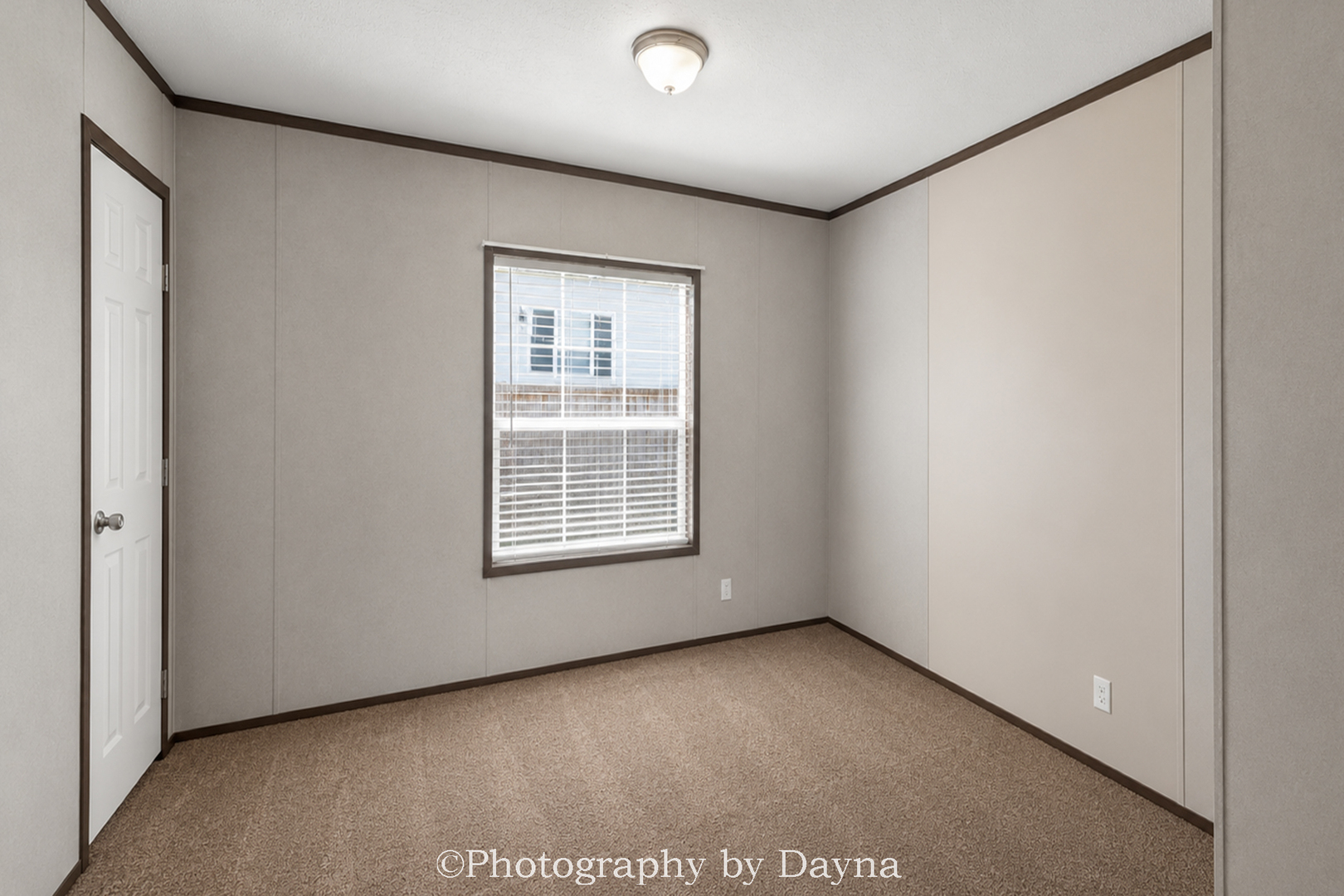 15 Apache Court Property Photo 12