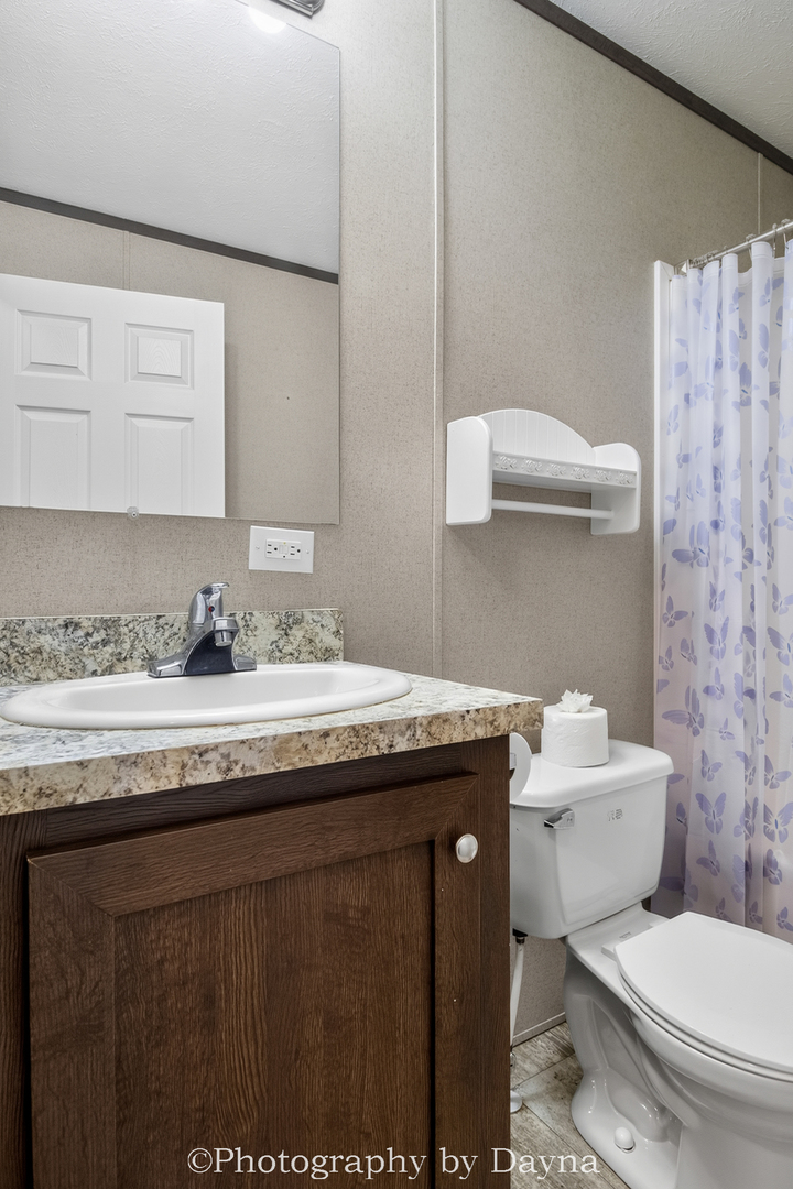 15 Apache Court Property Photo 13