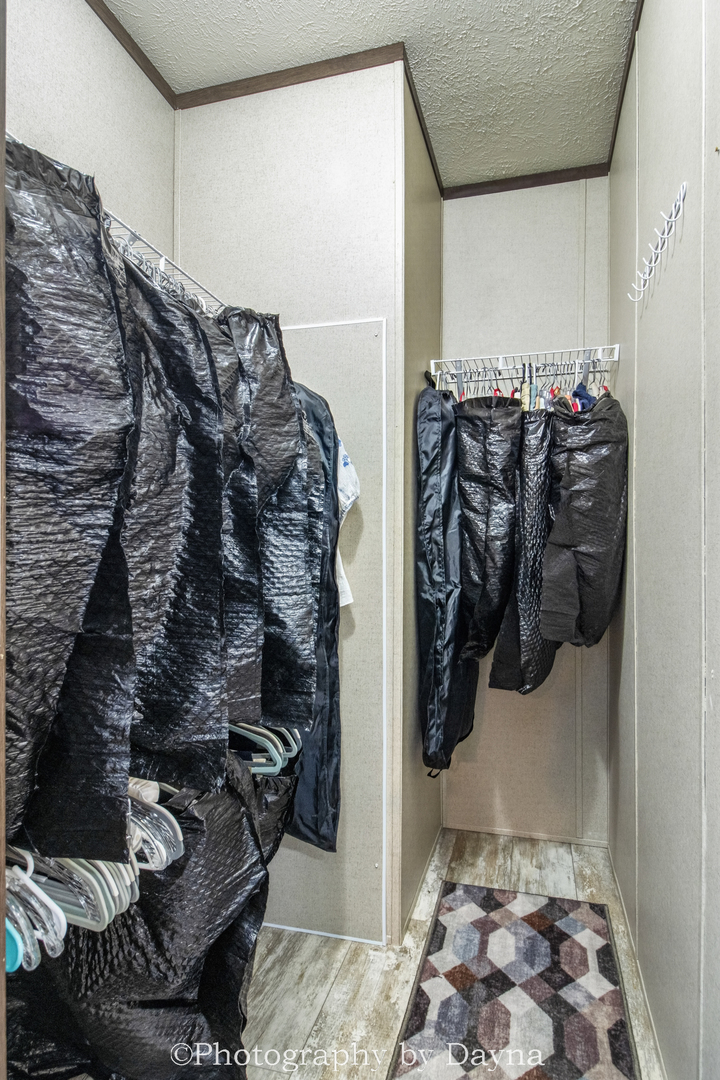 15 Apache Court Property Photo 19