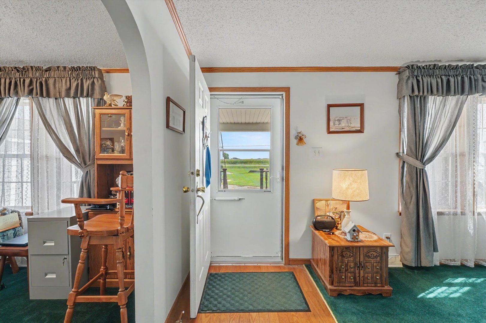 2225 E 1700th Road Property Photo 11