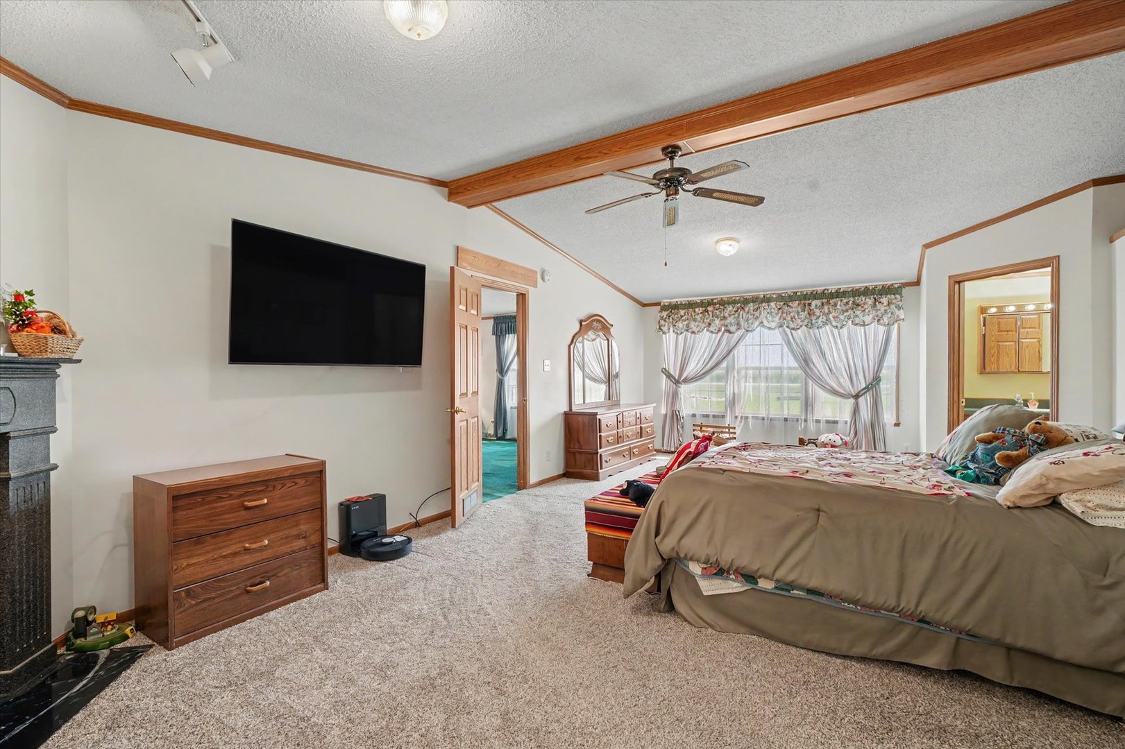 2225 E 1700th Road Property Photo 41