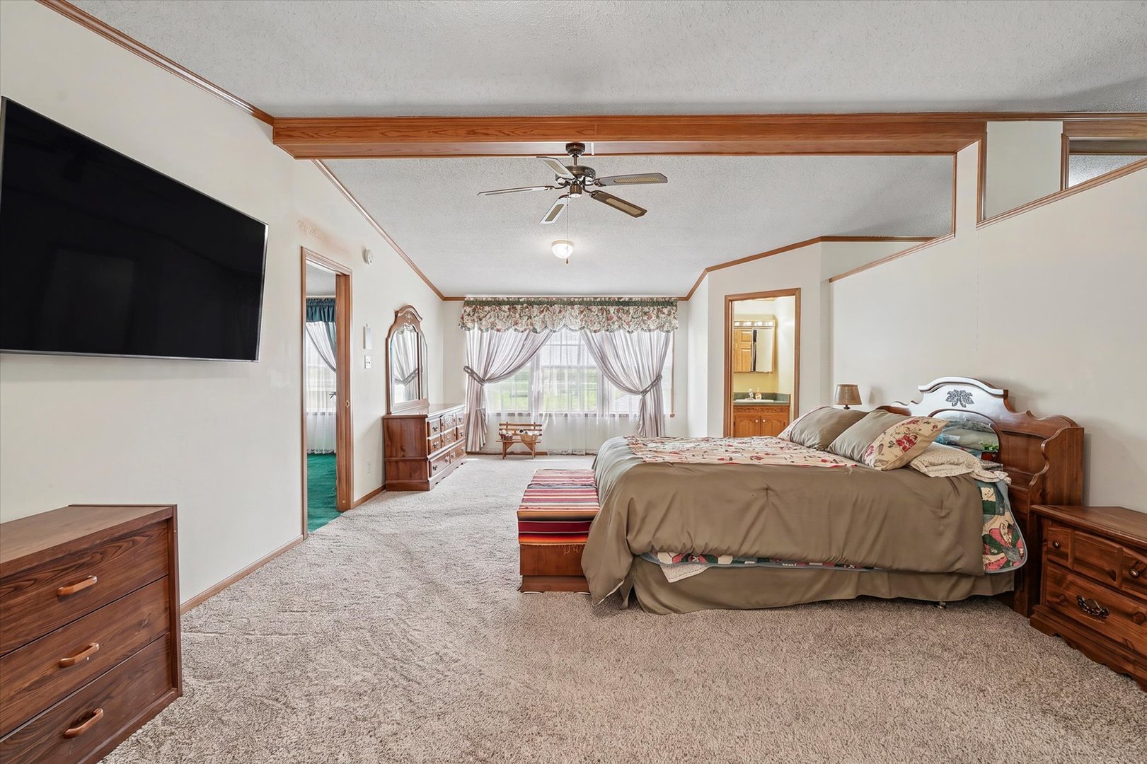 2225 E 1700th Road Property Photo 42