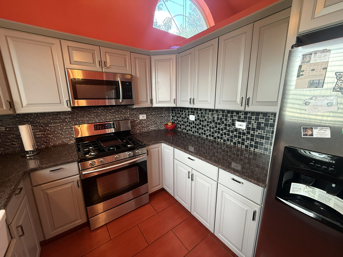 559 Payton Lane Property Photo 4