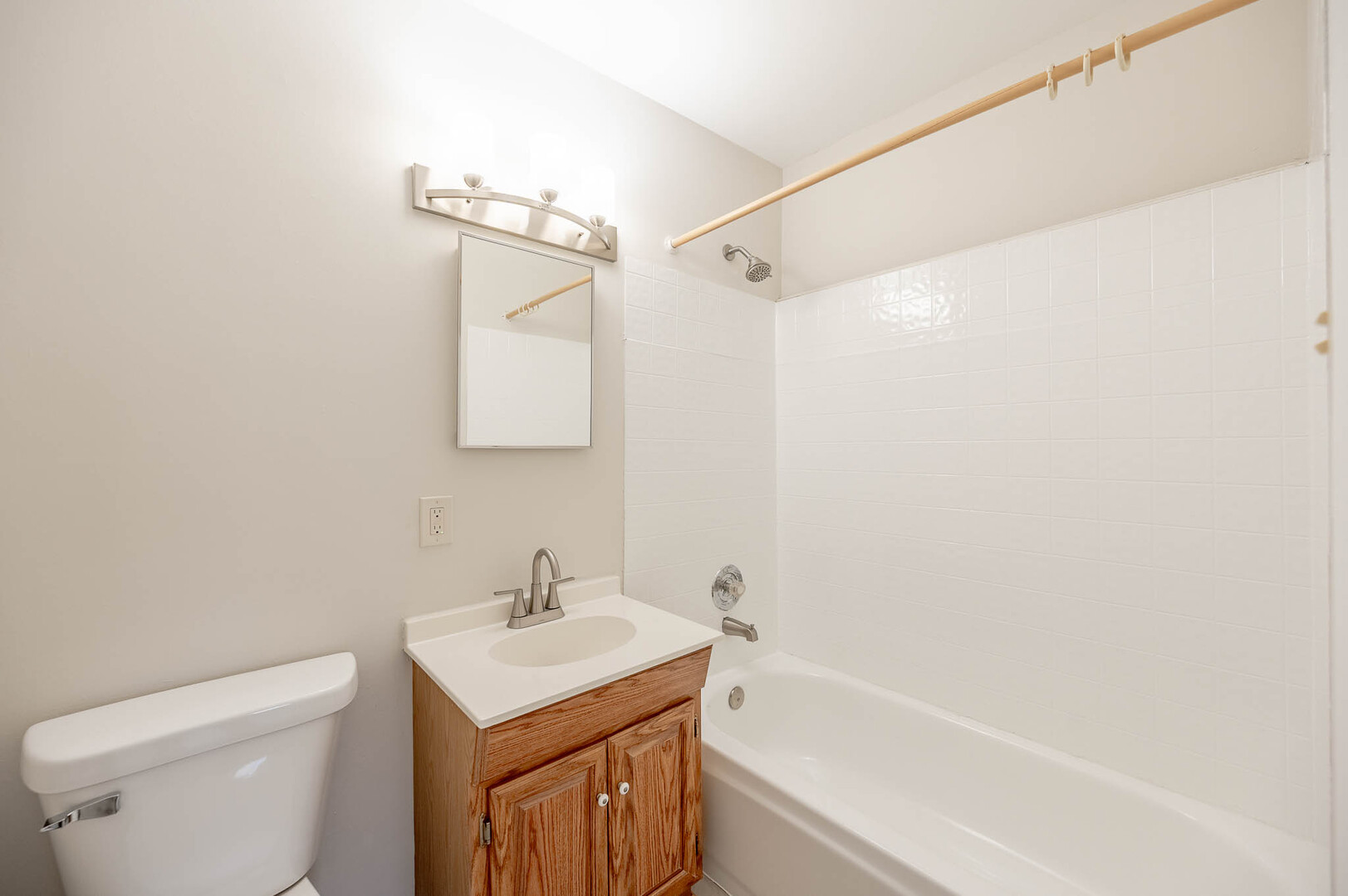465 Westview Street Property Photo 9