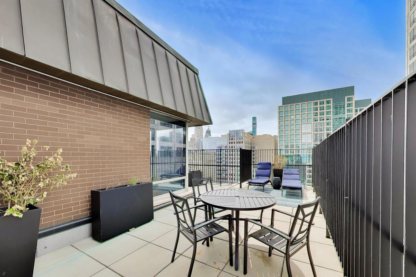 201 E Chestnut Street 3a Property Photo 44