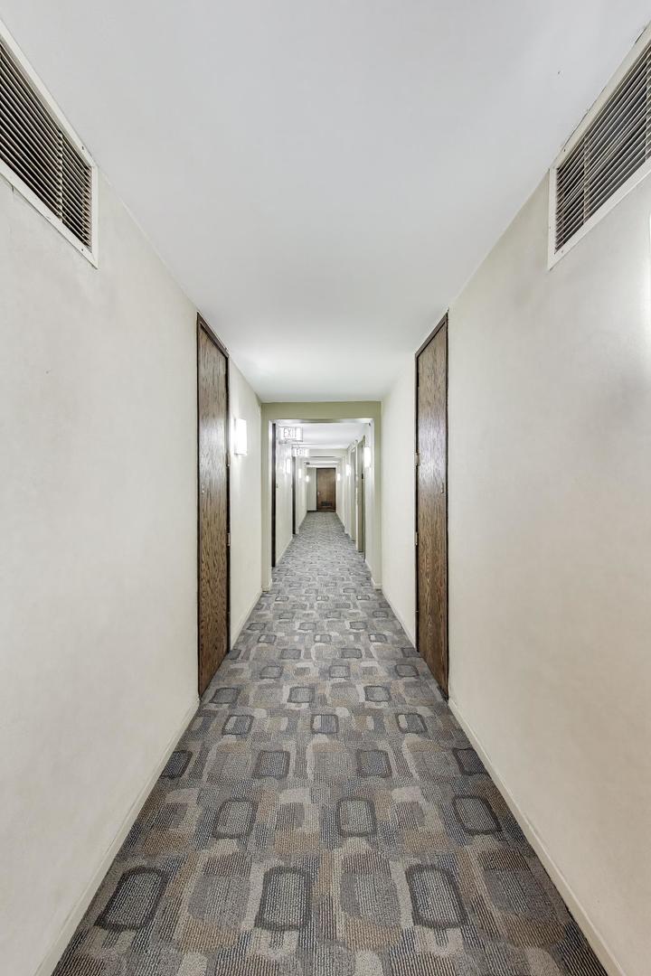 201 E Chestnut Street 3a Property Photo 54