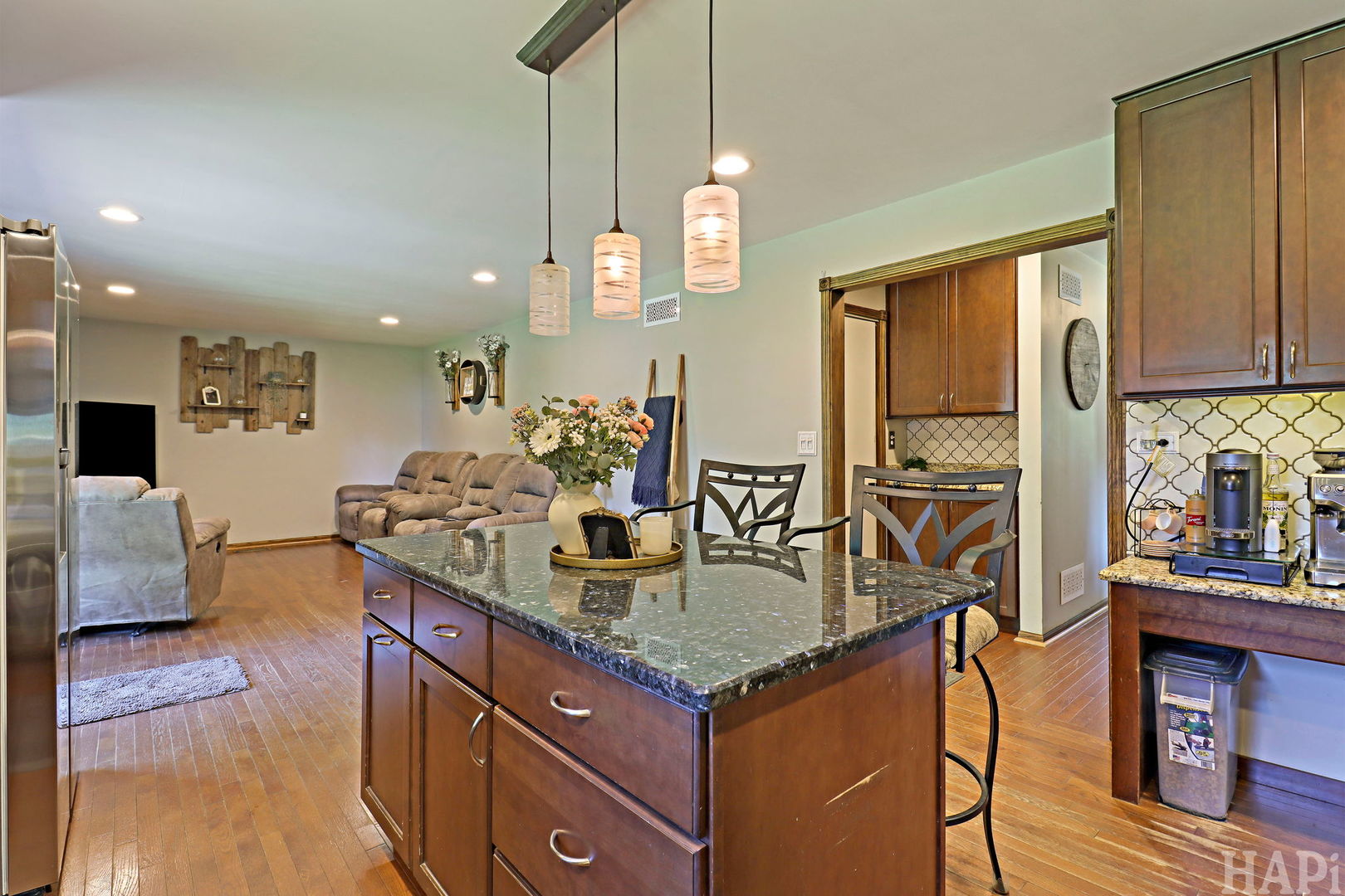 1109 Hollywood Boulevard Property Photo 5