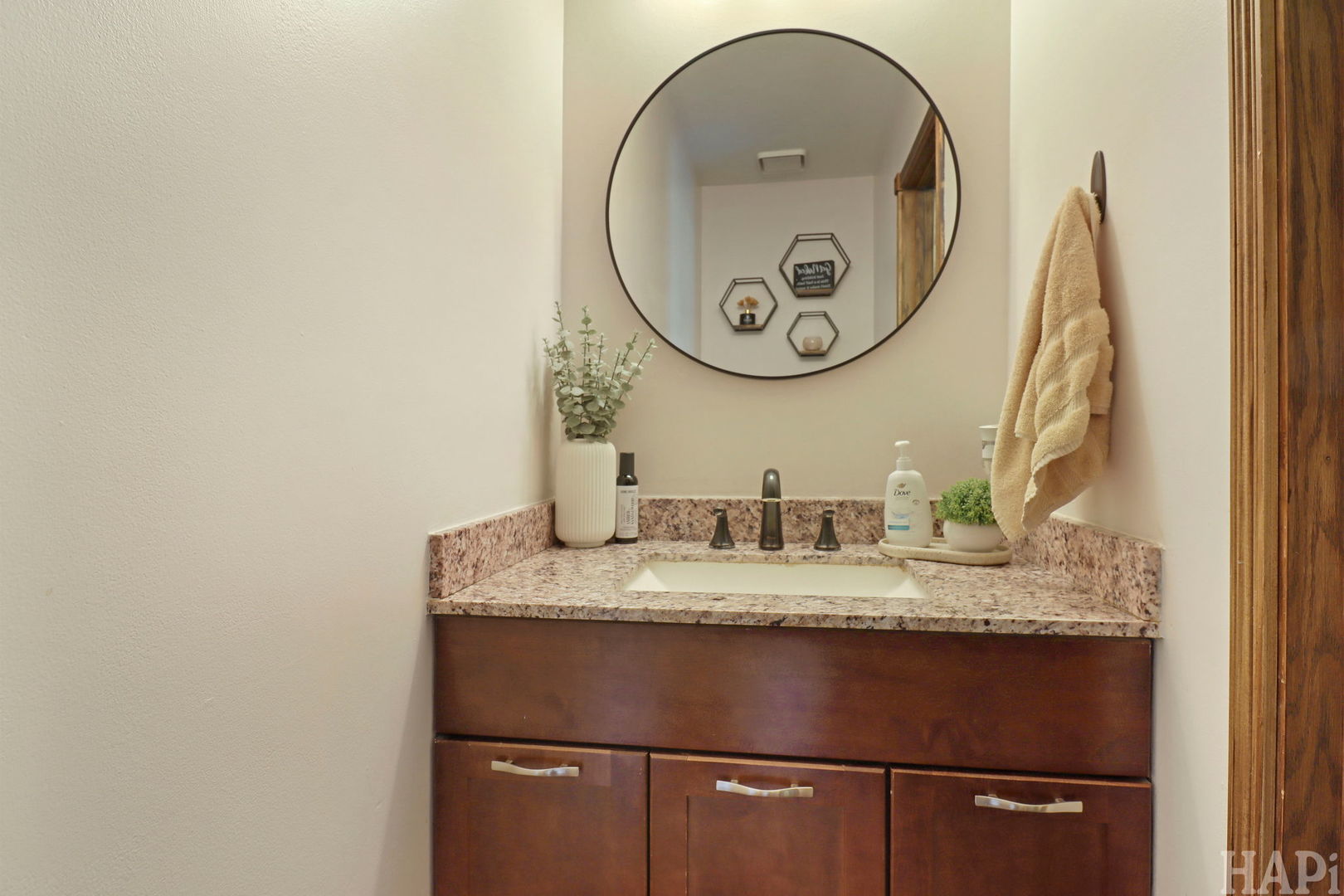 1109 Hollywood Boulevard Property Photo 10