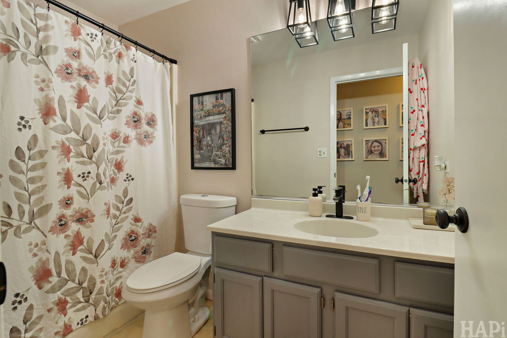 1109 Hollywood Boulevard Property Photo 19
