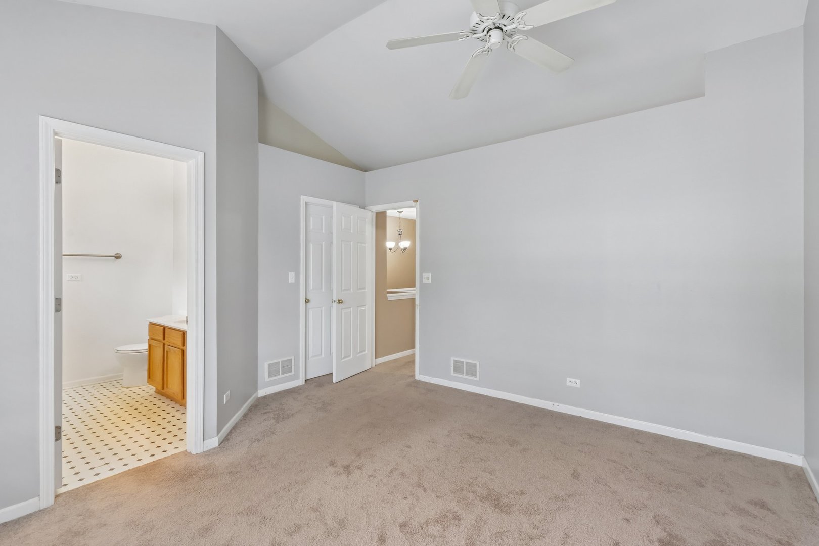 2986 Waters Edge Circle Property Photo 14