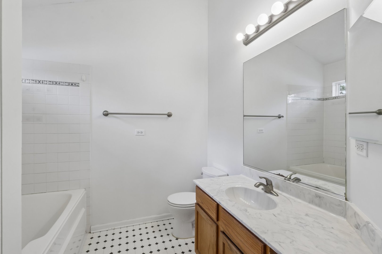 2986 Waters Edge Circle Property Photo 15