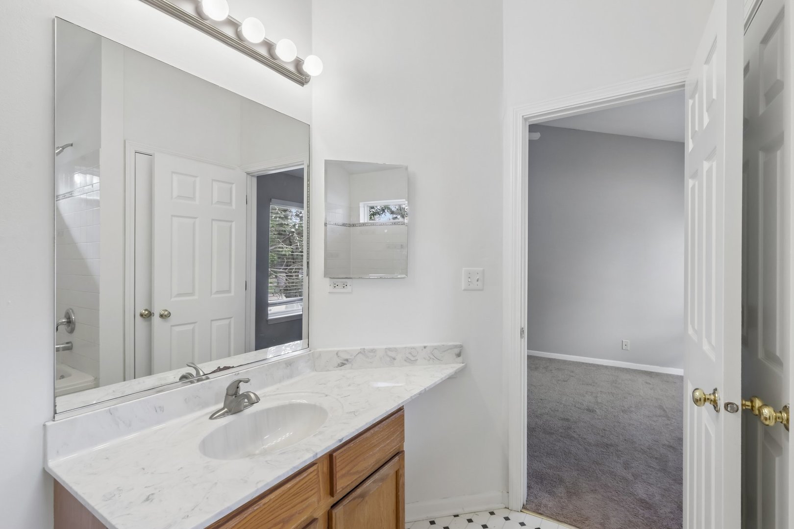 2986 Waters Edge Circle Property Photo 16