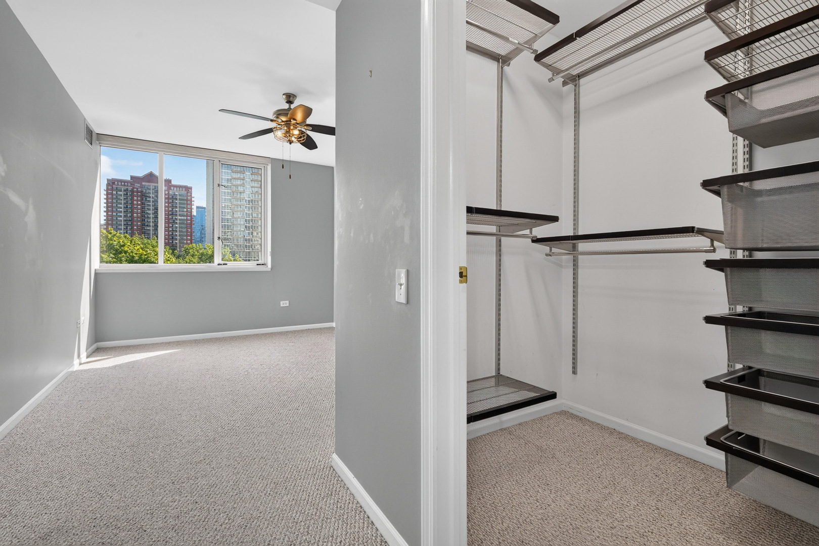 1515 S Prairie Avenue 506 Property Photo 11