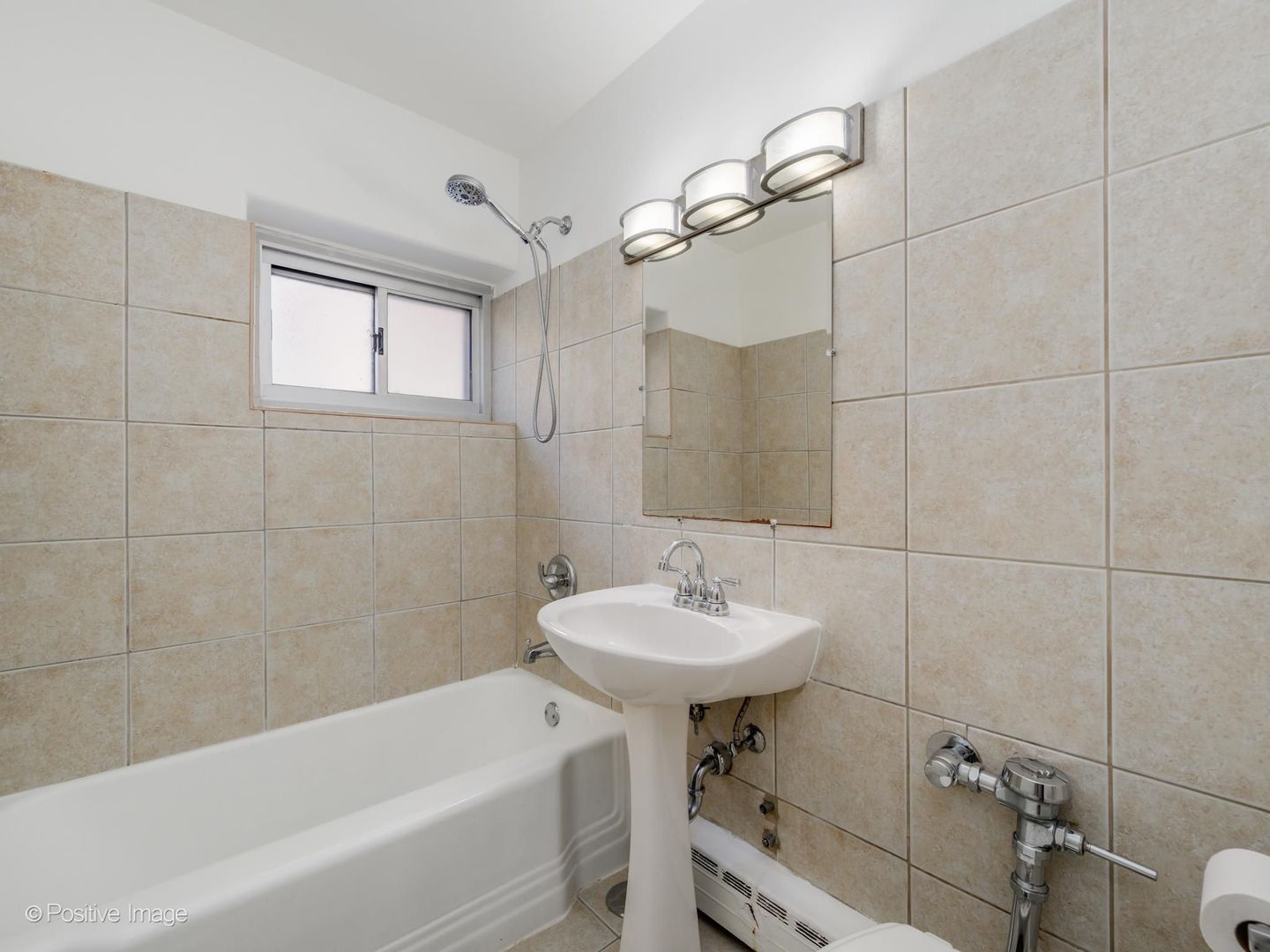 4970 N Marine Drive 227 Property Photo 8