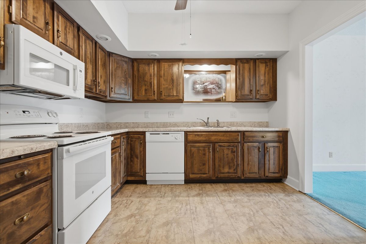 602 S Mercer Avenue 215 Property Photo 6