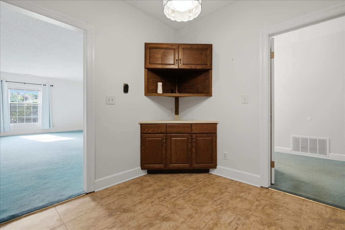 602 S Mercer Avenue 215 Property Photo 8