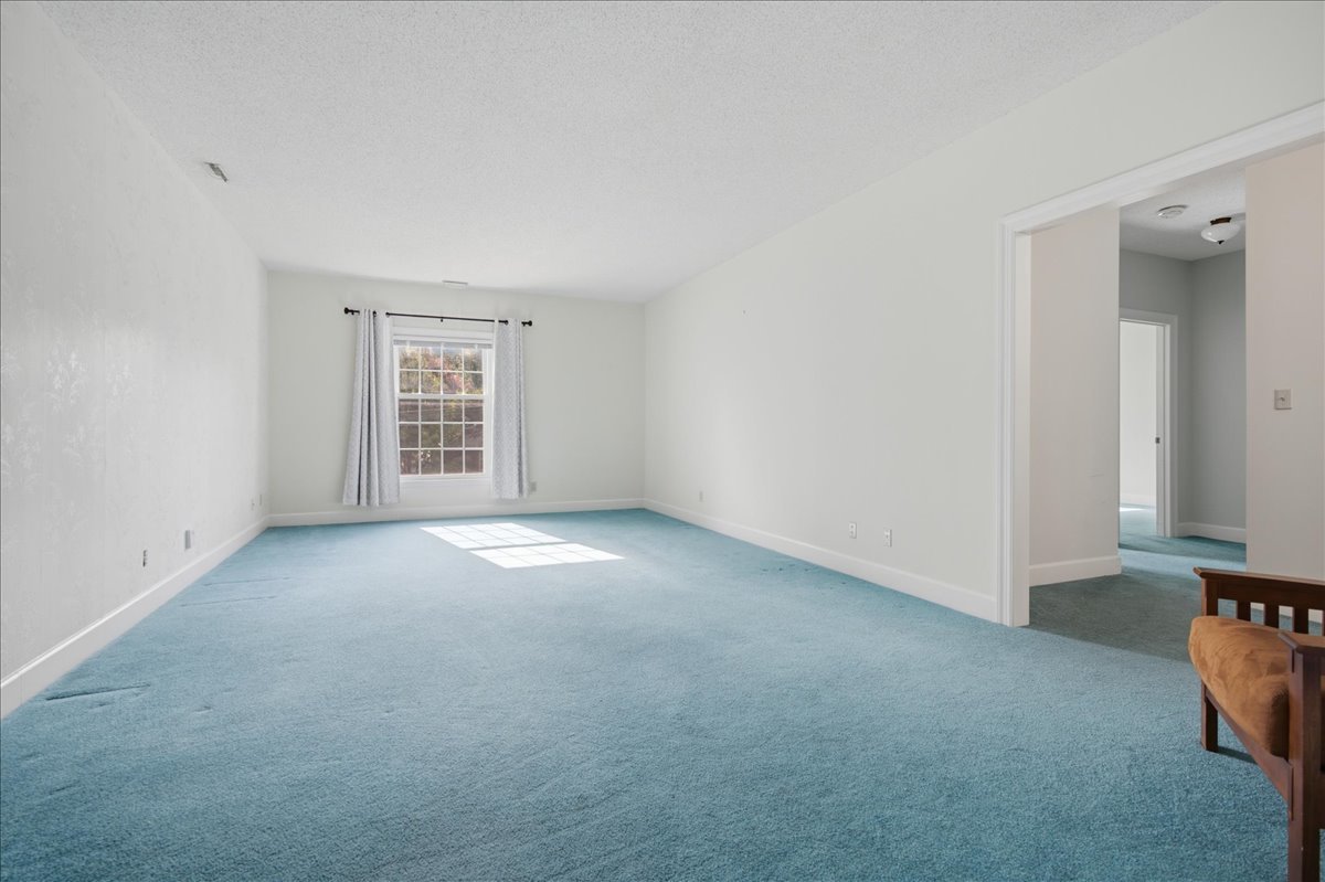 602 S Mercer Avenue 215 Property Photo 9