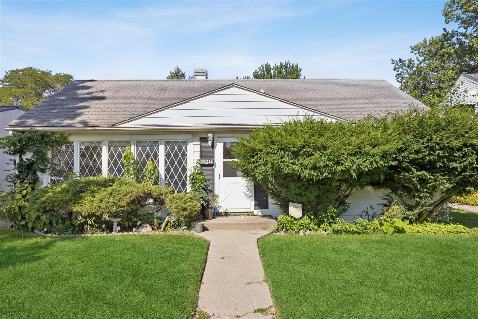 3922 Elm Avenue
