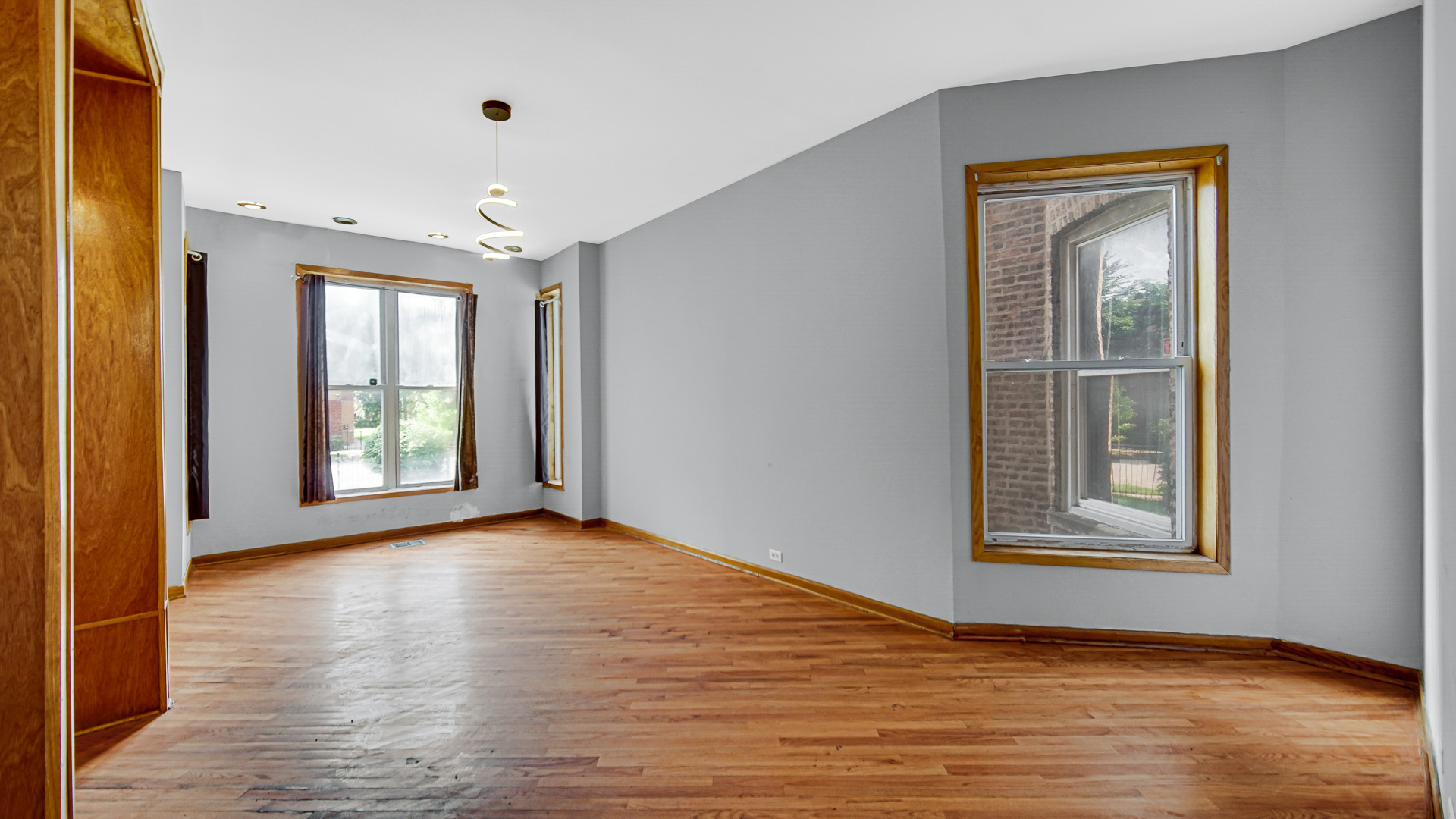 12742351 Property Photo 9