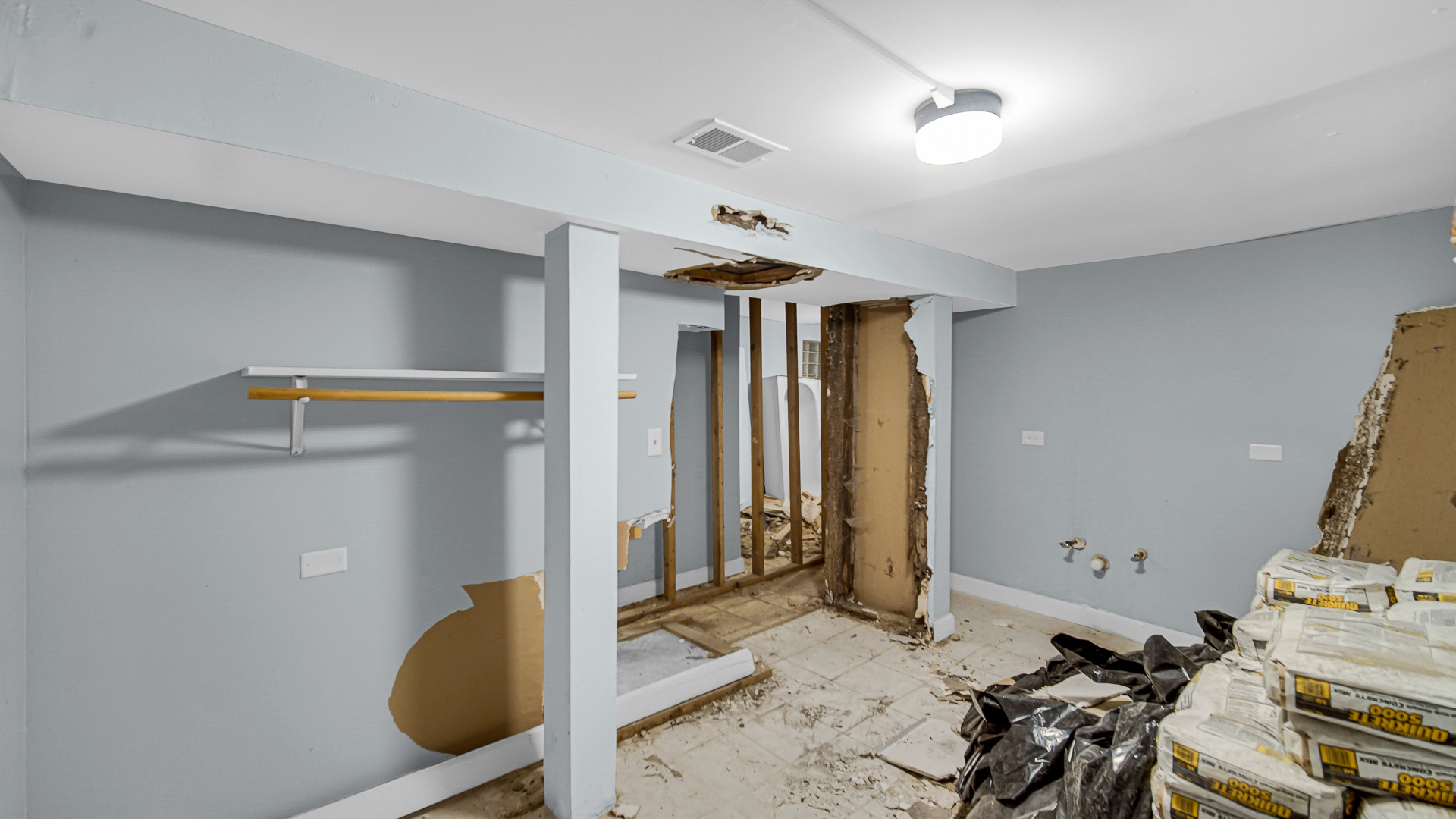 12742351 Property Photo 22