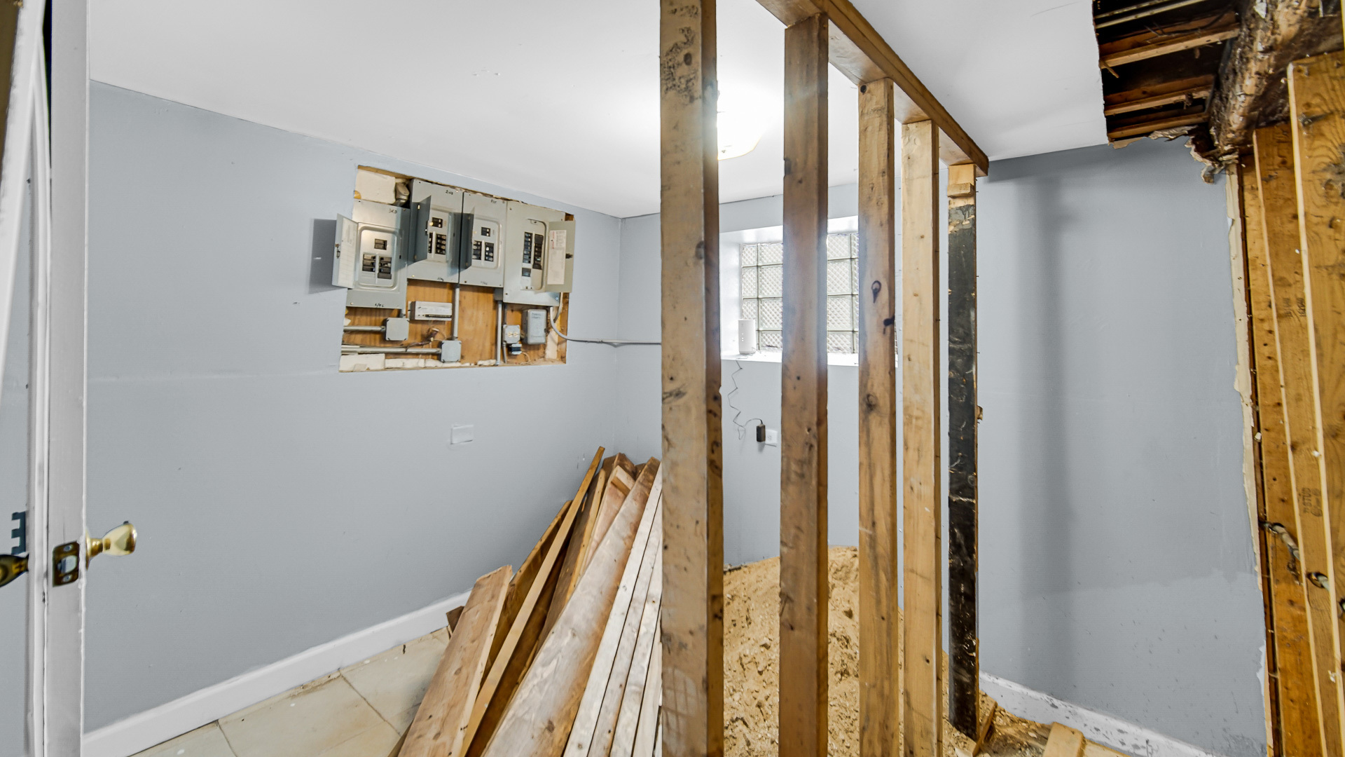12742351 Property Photo 24