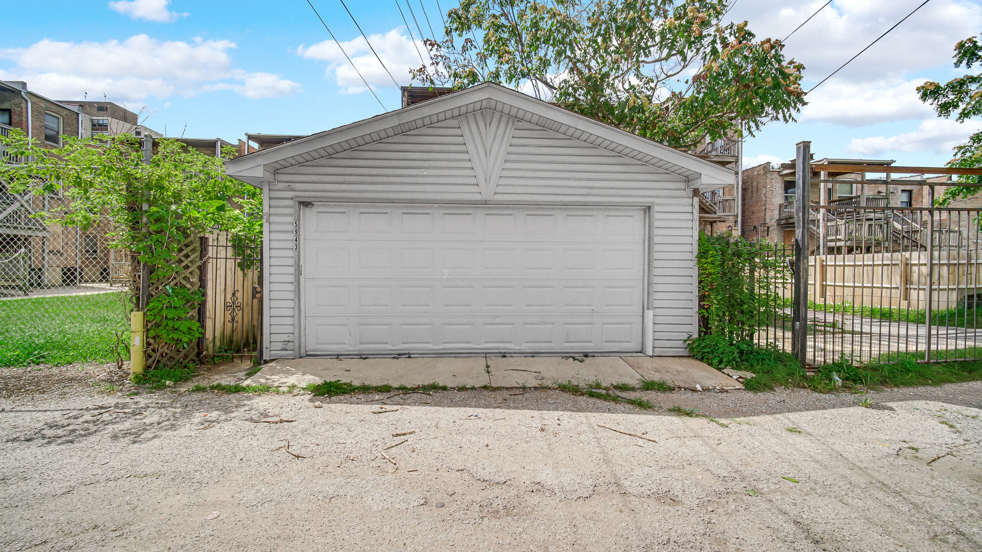 12742351 Property Photo 29