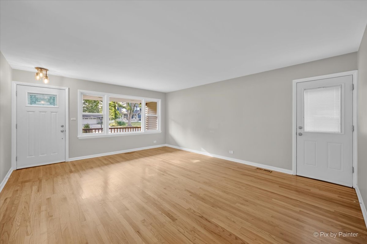 325 S Edson Avenue Property Photo 4