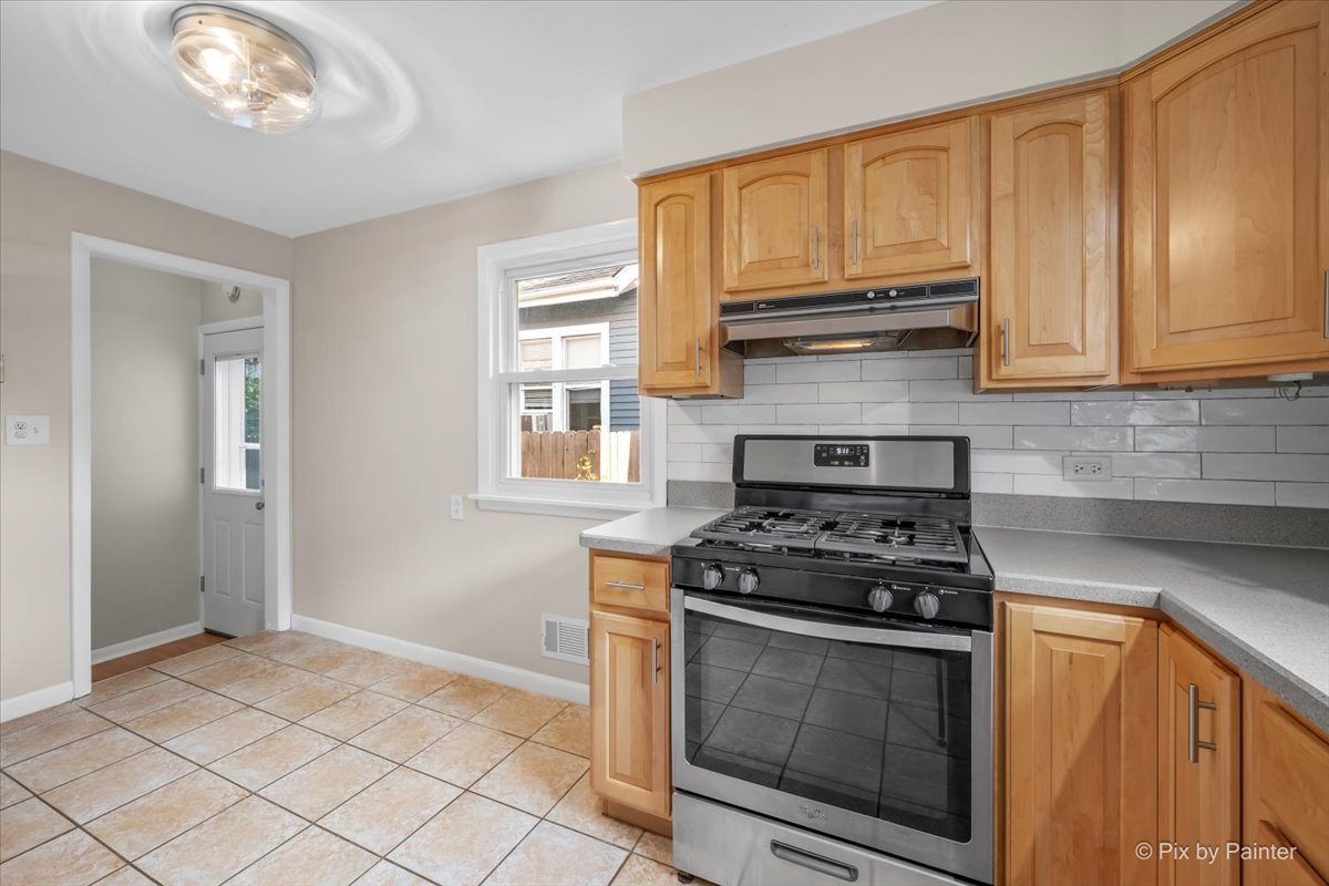 325 S Edson Avenue Property Photo 9