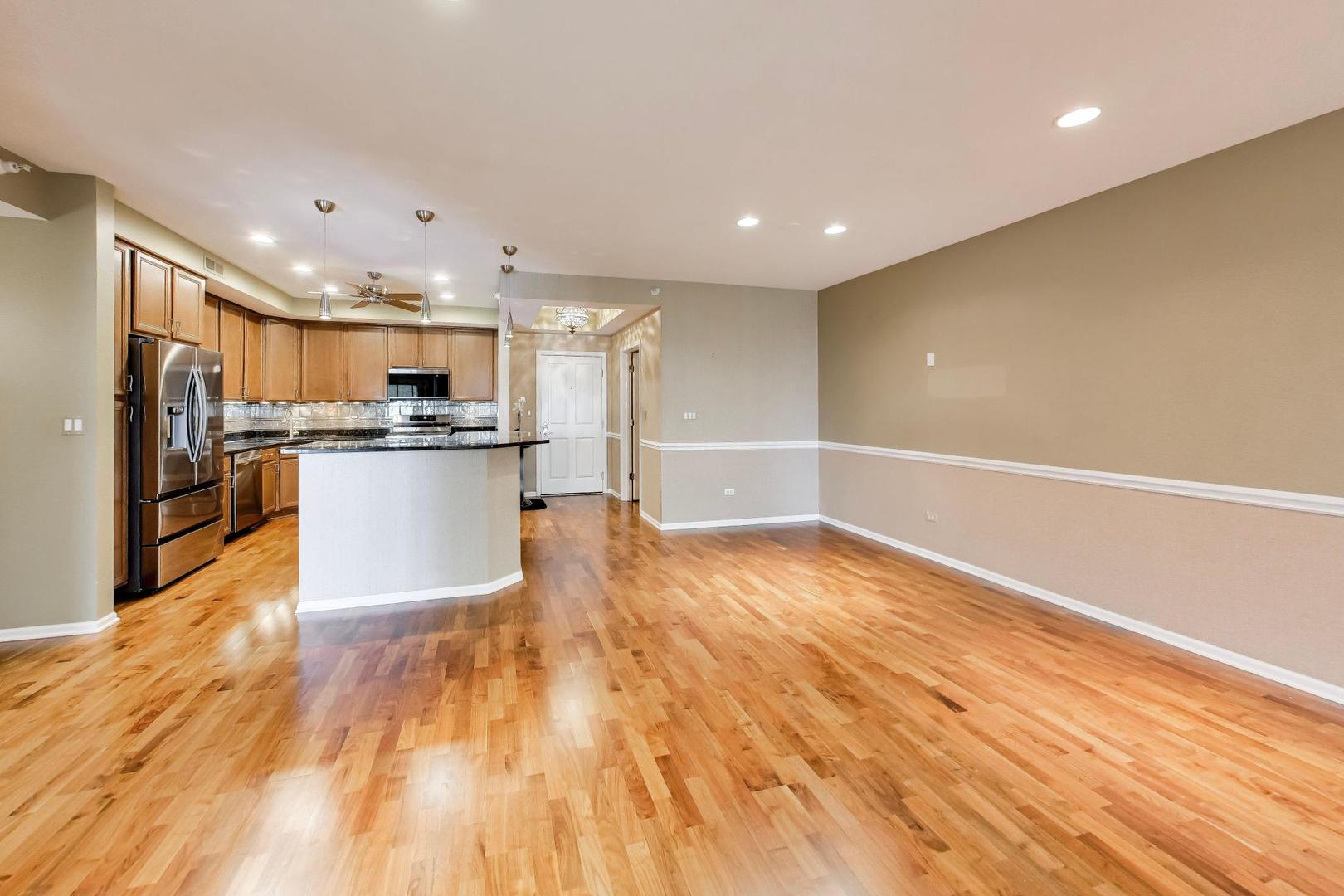 425 Village Green 508 Property Photo 13