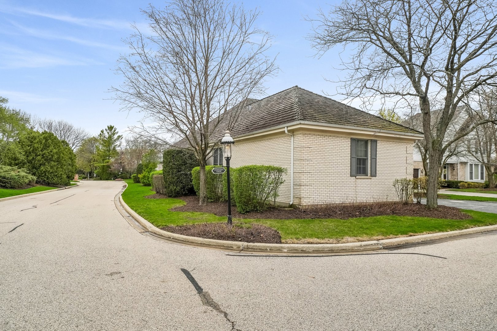 5 Middlesex Court Property Photo 3