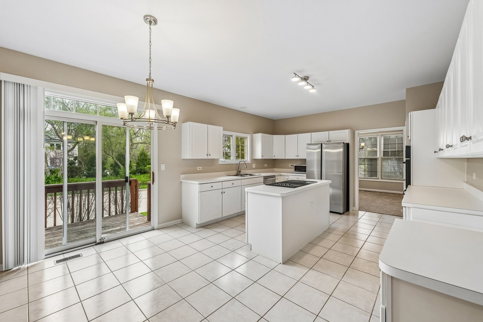 5 Middlesex Court Property Photo 7