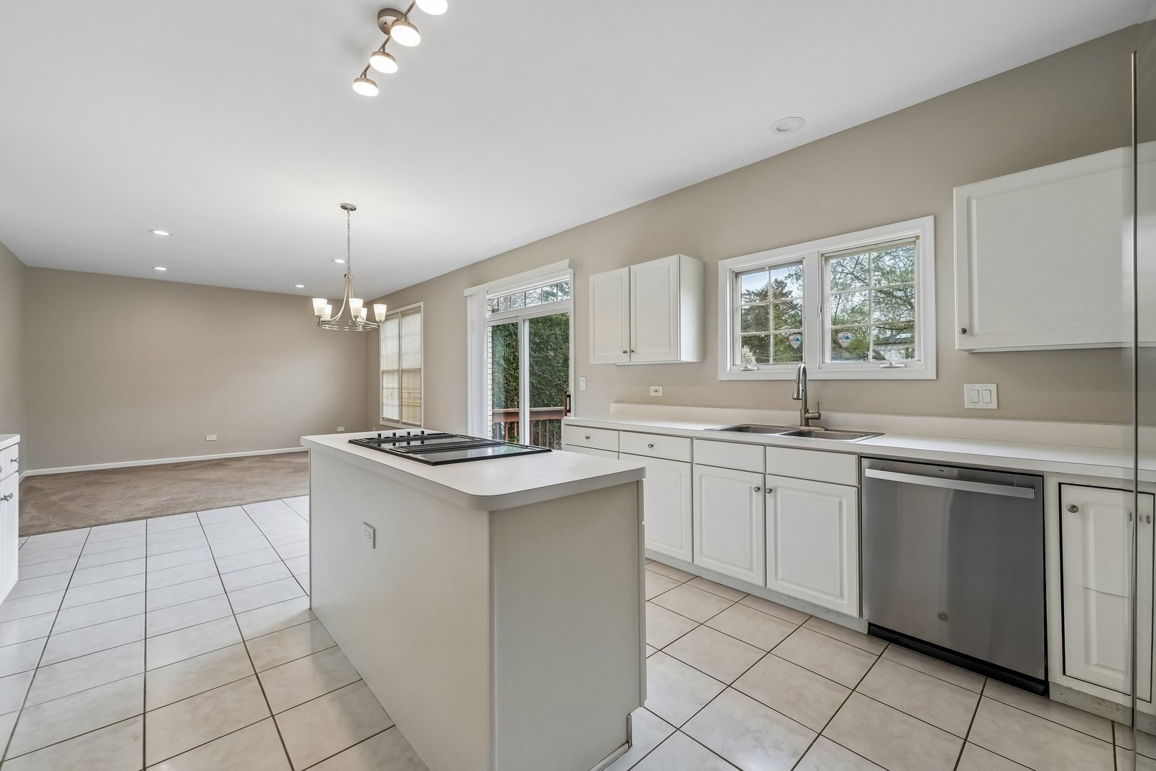 5 Middlesex Court Property Photo 9
