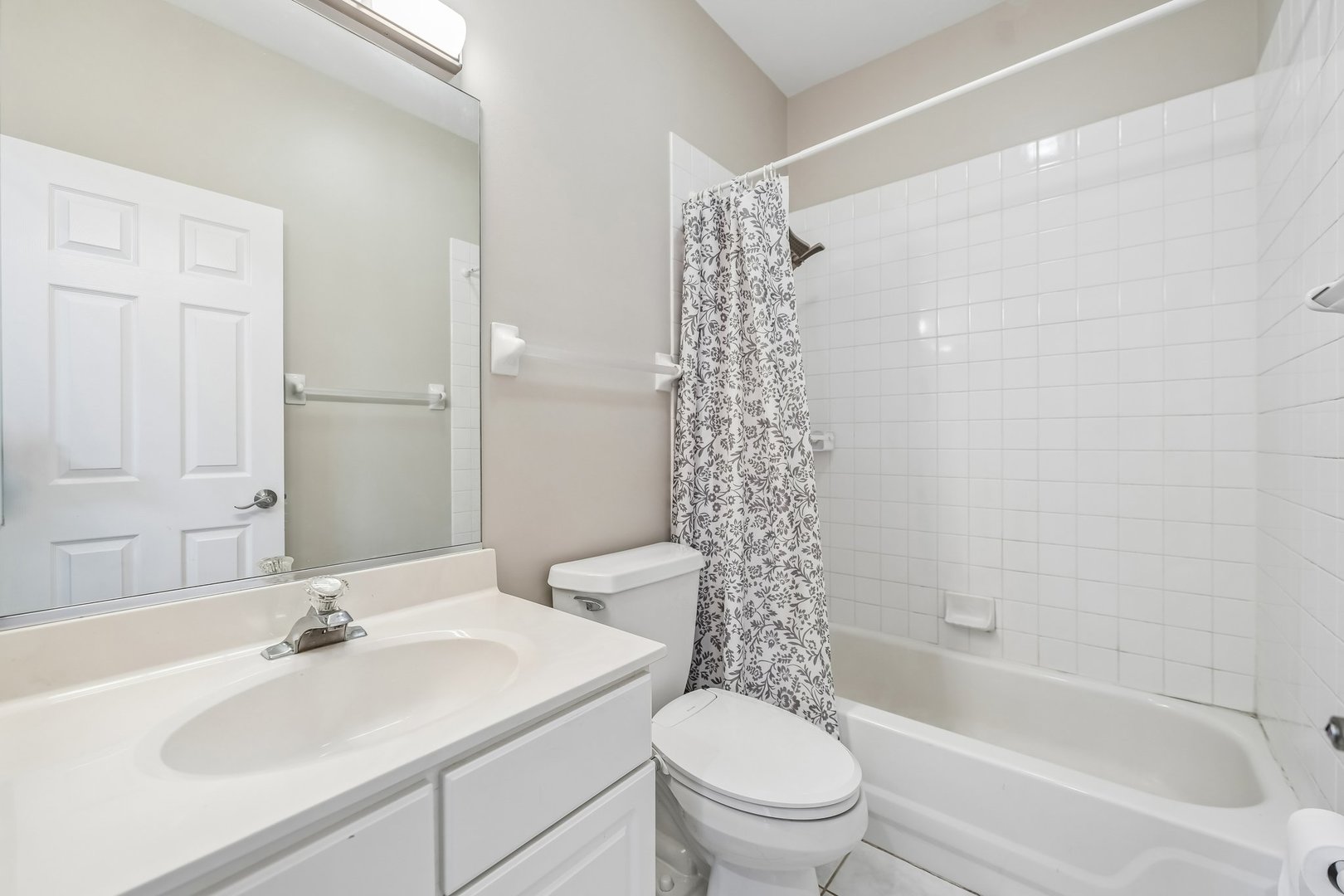 5 Middlesex Court Property Photo 17