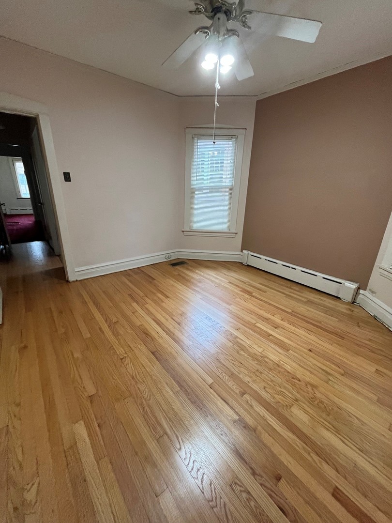 6520 N Fairfield Avenue Property Photo 15